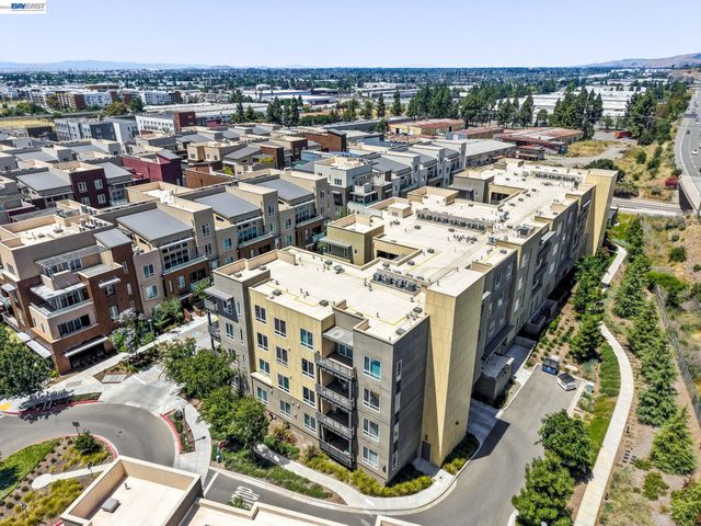 2339 Kinetic Cmn 310, Fremont, CA 94539