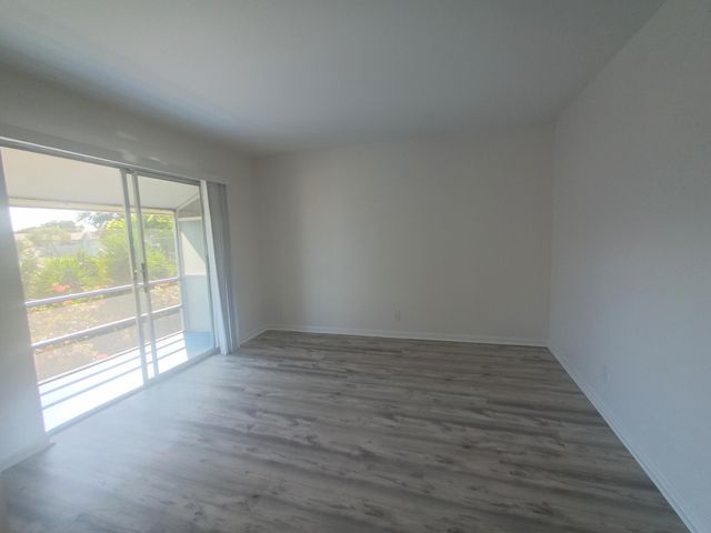 640 SE 2nd Avenue 202, Boynton Beach, FL 33435