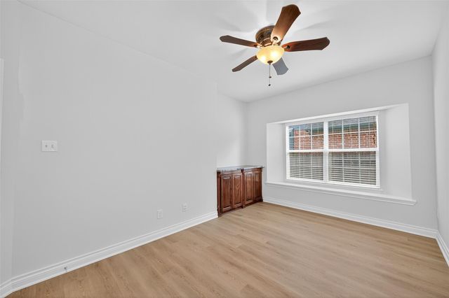 1840 Leela Springs Drive, Conroe, TX 77304