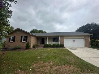 6137 Lakeway Drive, Fayetteville, NC 28306