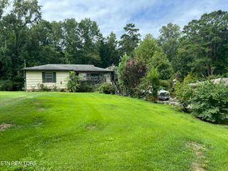 704 White Oak Drive, Knoxville, TN 37920