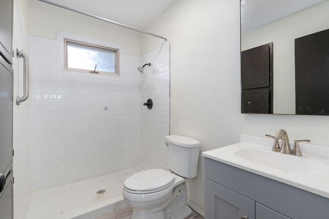 2316 W Page Street, Springfield, MO 65802