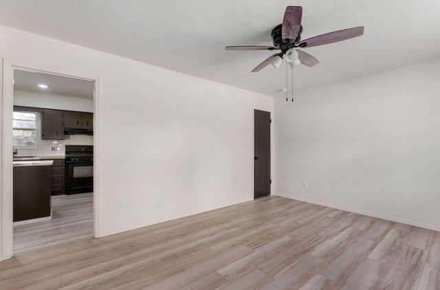 2316 W Page Street, Springfield, MO 65802