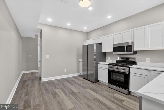 2802 CLIFTON PARK TER, Baltimore, MD 21213
