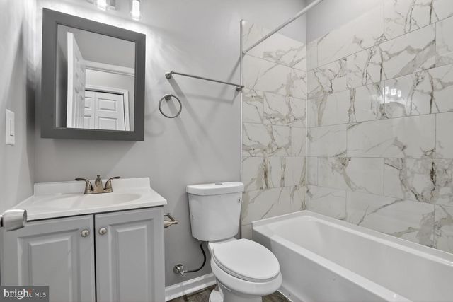 2802 CLIFTON PARK TER, Baltimore, MD 21213