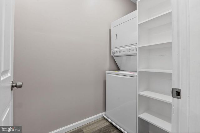 2802 CLIFTON PARK TER, Baltimore, MD 21213