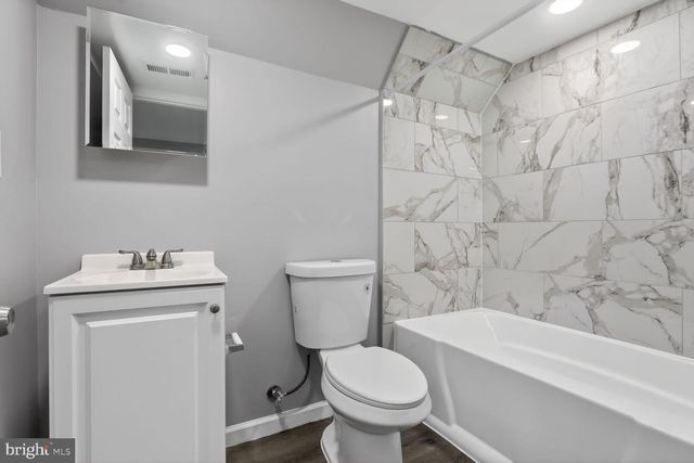 2802 CLIFTON PARK TER, Baltimore, MD 21213