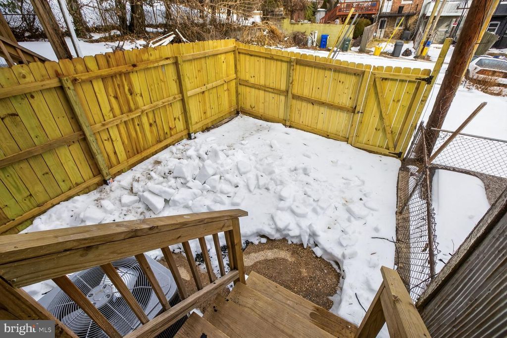 Image 22 of property listing at 2802 CLIFTON PARK TER, Baltimore, MD 21213