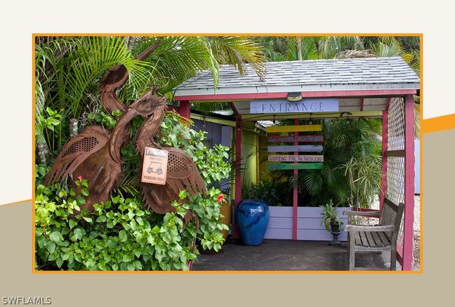 3862 Grove CIR, Naples, FL 34112