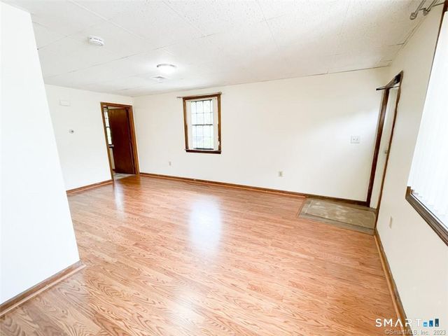 150 South Cherry Street, Wallingford, CT 06492