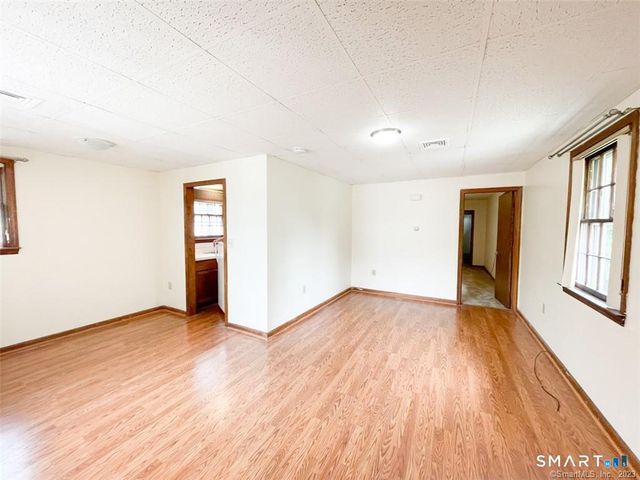 150 South Cherry Street, Wallingford, CT 06492