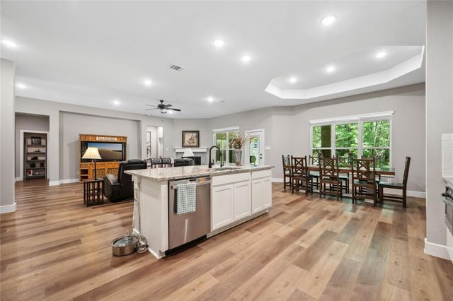 1574 Silver Creek Lane, Montgomery, TX 77316