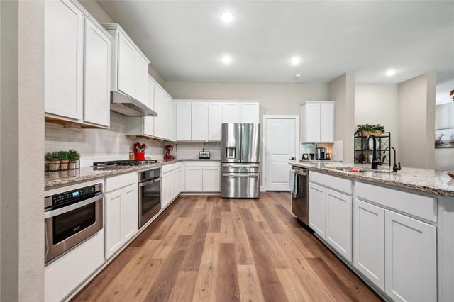 1574 Silver Creek Lane, Montgomery, TX 77316