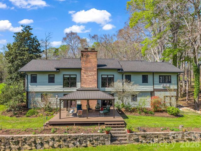 1941 Landrum Road, Columbus, NC 28722