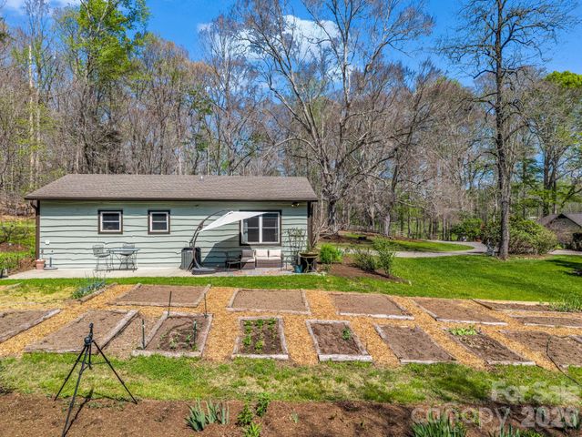1941 Landrum Road, Columbus, NC 28722
