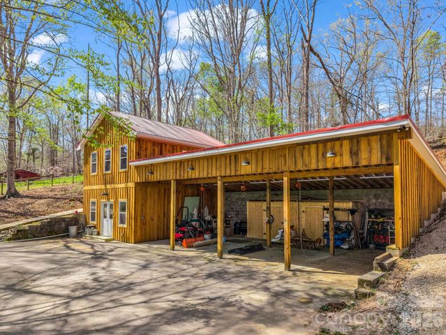 1941 Landrum Road, Columbus, NC 28722