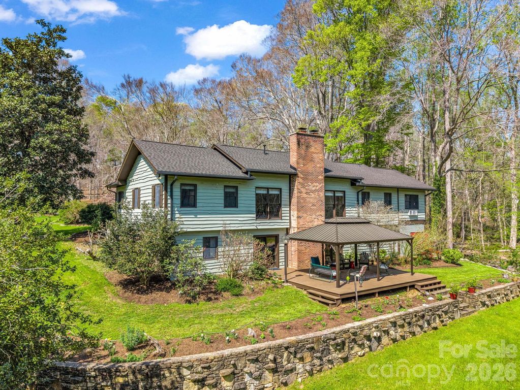 1941 Landrum Road, Columbus, NC 28722