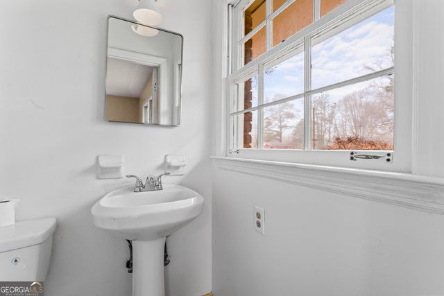 4334 Greenleaf Circle SW, Atlanta, GA 30331