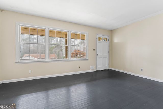 4334 Greenleaf Circle SW, Atlanta, GA 30331