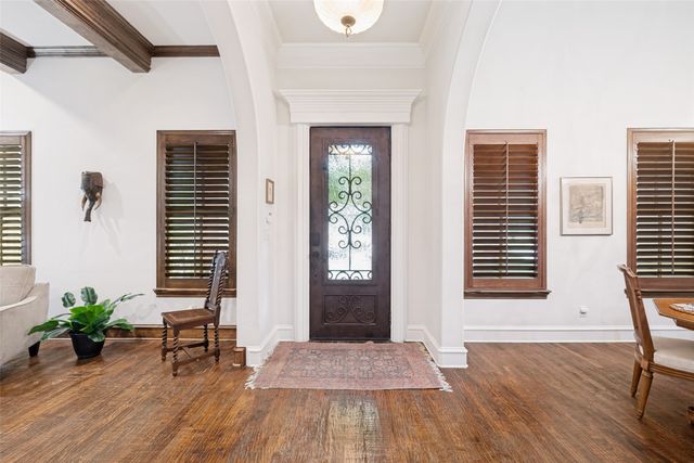 96 Casa Lane 210, Colleyville, TX 76034
