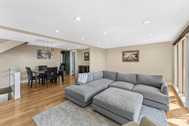 1718 S OAK SPRINGS DR, Salt Lake City, UT 84108