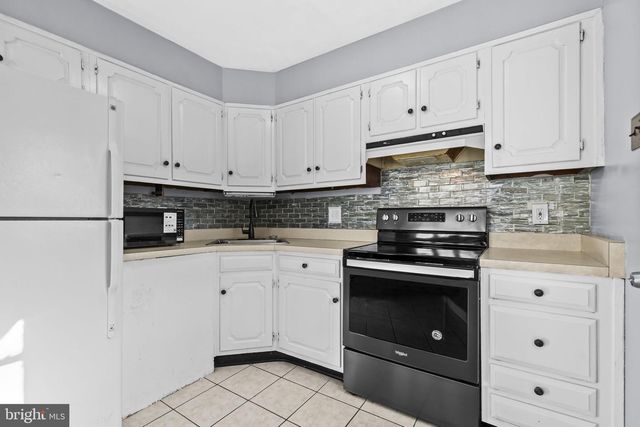 3407 ORBITAN RD, Parkville, MD 21234