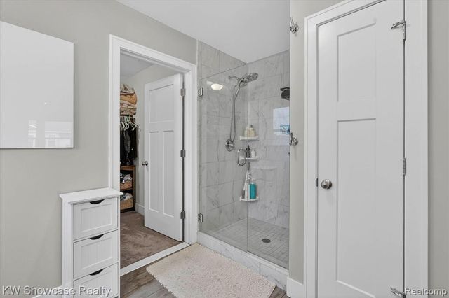 3108 Theodore, Wixom, MI 48393