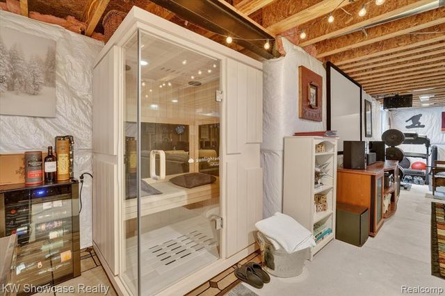 3108 Theodore, Wixom, MI 48393