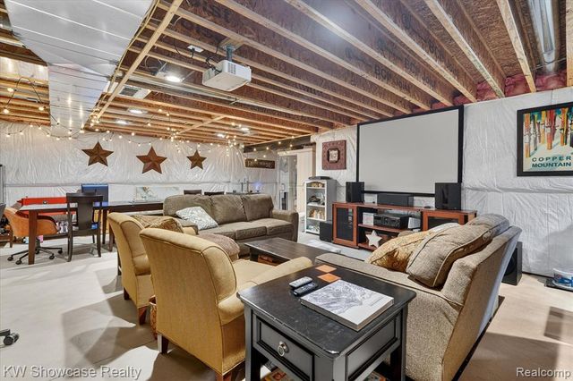 3108 Theodore, Wixom, MI 48393