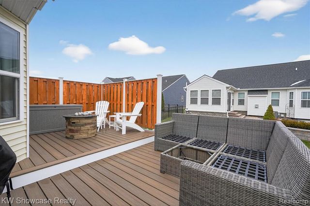 3108 Theodore, Wixom, MI 48393