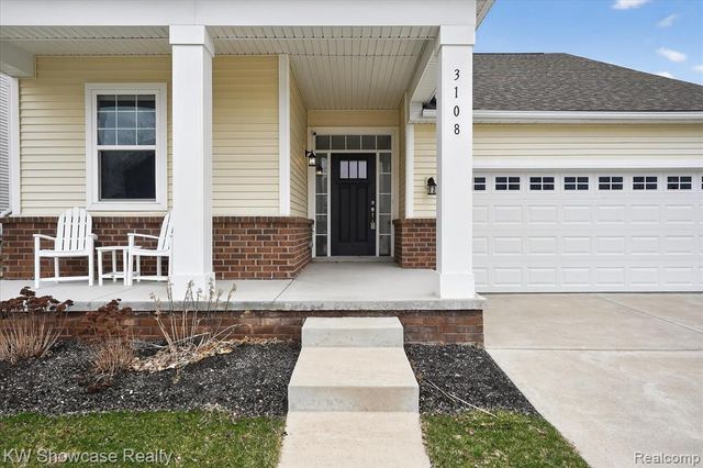 3108 Theodore, Wixom, MI 48393