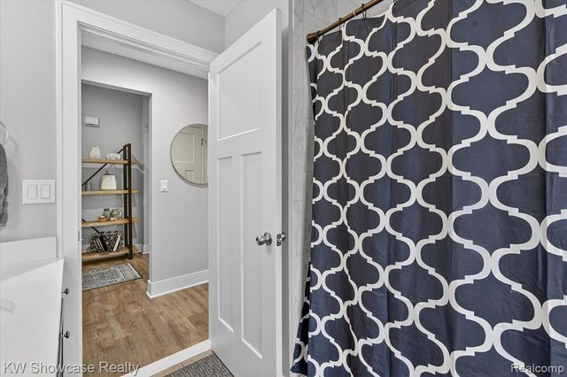 3108 Theodore, Wixom, MI 48393