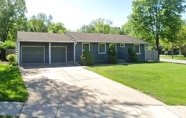 3209 W 72nd Street, Prairie Village, KS 66208