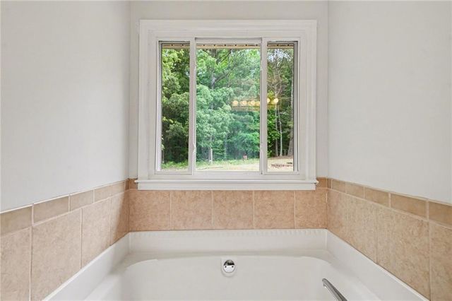 160 Tamarack Trail, Mcdonough, GA 30252