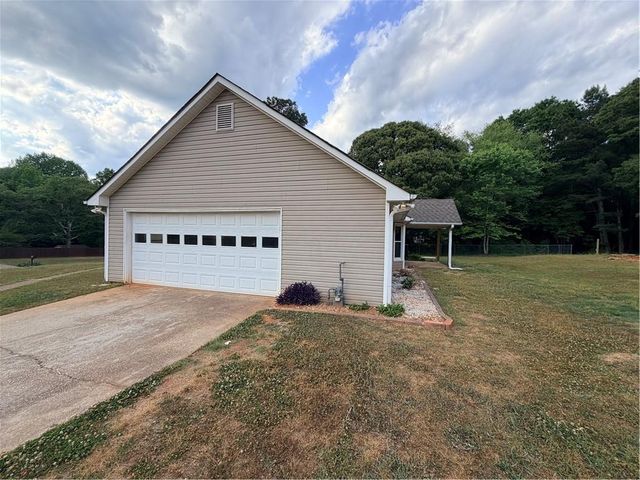 160 Tamarack Trail, Mcdonough, GA 30252
