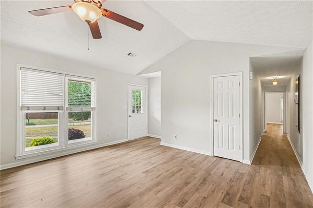 160 Tamarack Trail, Mcdonough, GA 30252