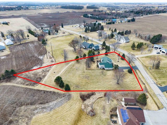 N1768 TERRACE DRIVE, Greenville, WI 54942