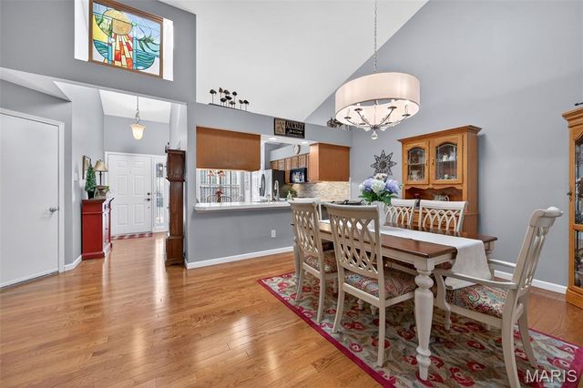 174 Baxter Heights Court, Manchester, MO 63011