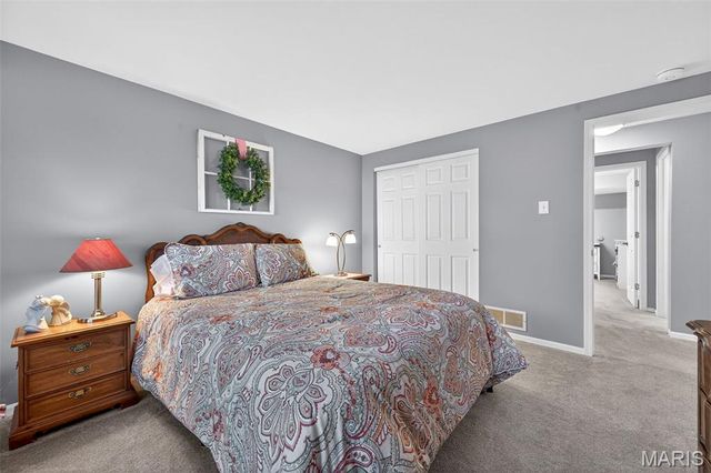 174 Baxter Heights Court, Manchester, MO 63011