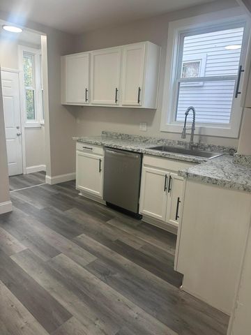 1277 E 18th Avenue, Columbus, OH 43211