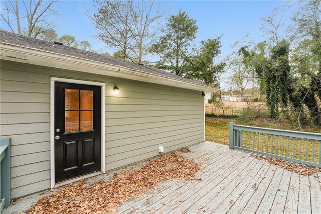 528 Newlin Court, Lawrenceville, GA 30046