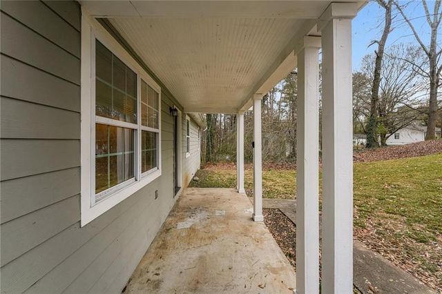 528 Newlin Court, Lawrenceville, GA 30046