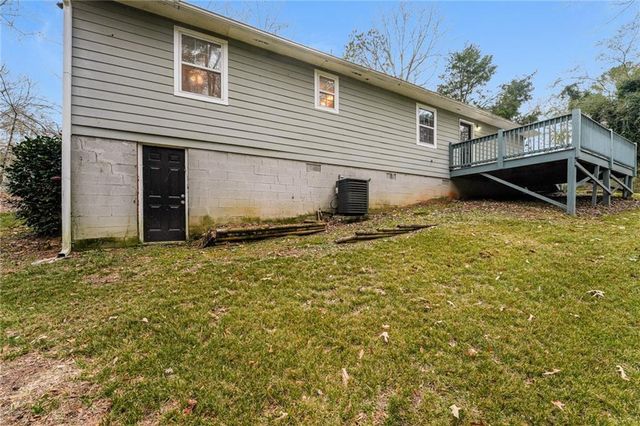 528 Newlin Court, Lawrenceville, GA 30046
