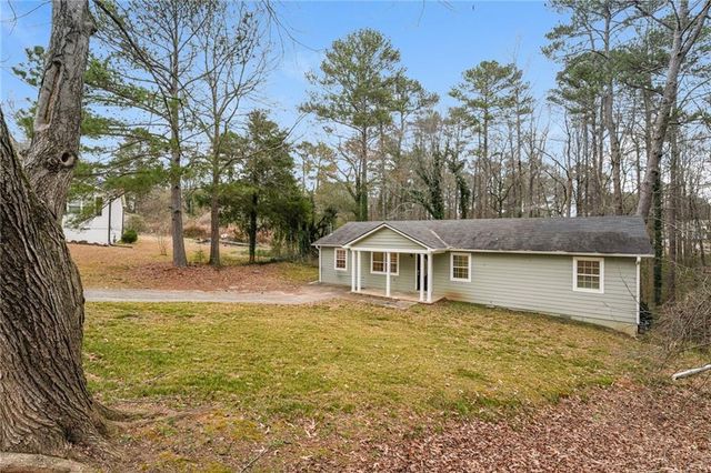 528 Newlin Court, Lawrenceville, GA 30046