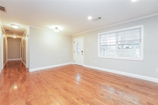 528 Newlin Court, Lawrenceville, GA 30046