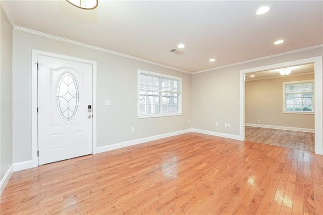 528 Newlin Court, Lawrenceville, GA 30046