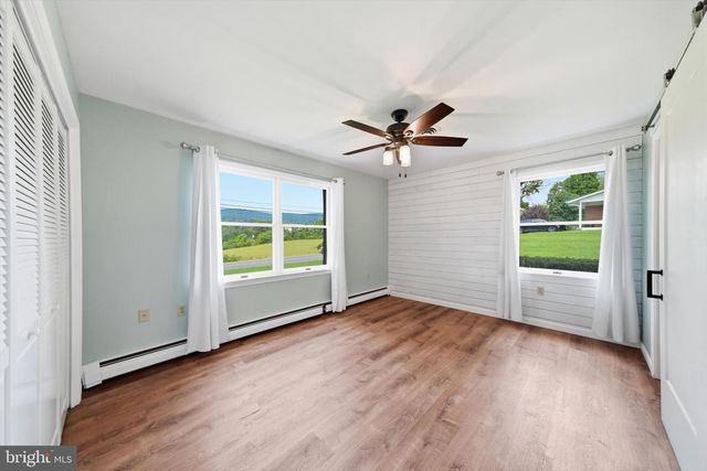 8021 ROCKY SPRINGS RD, Frederick, MD 21702