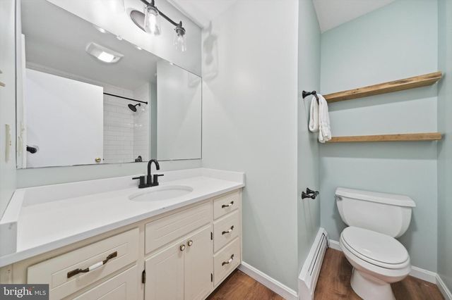8021 ROCKY SPRINGS RD, Frederick, MD 21702