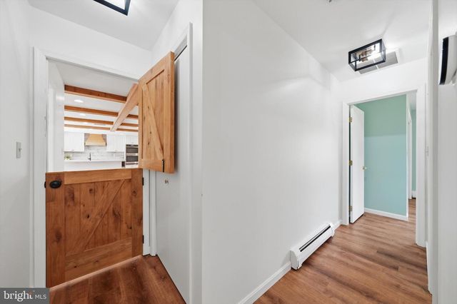 8021 ROCKY SPRINGS RD, Frederick, MD 21702