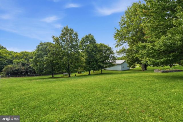 8021 ROCKY SPRINGS RD, Frederick, MD 21702